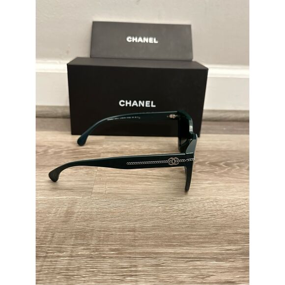 Chanel Acetate Square CC Polarized 5509-A Sunglasses Green main image 14